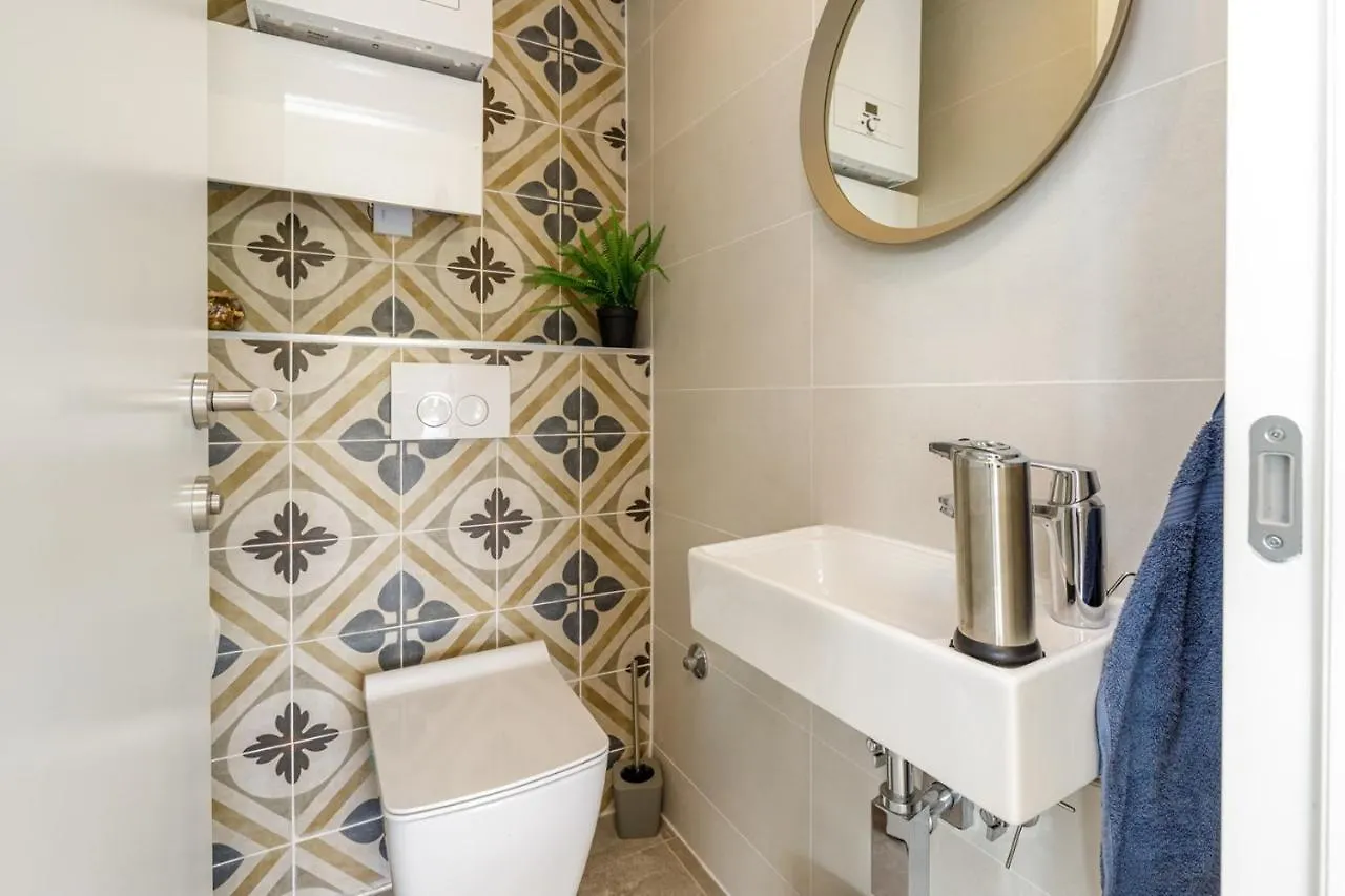 Sabena Apartment With Private Whirlpool Porec