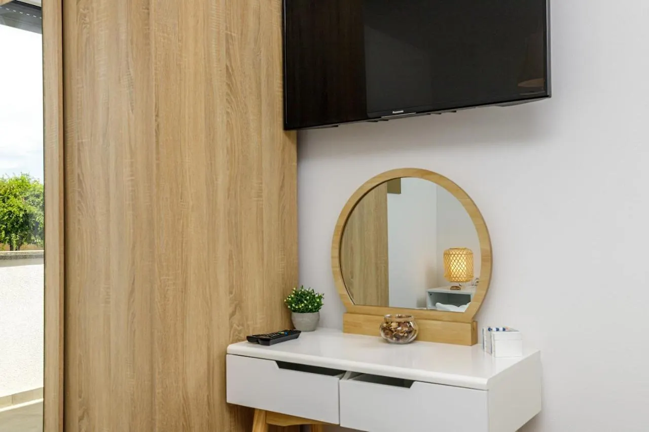 Sabena Apartment With Private Whirlpool Porec