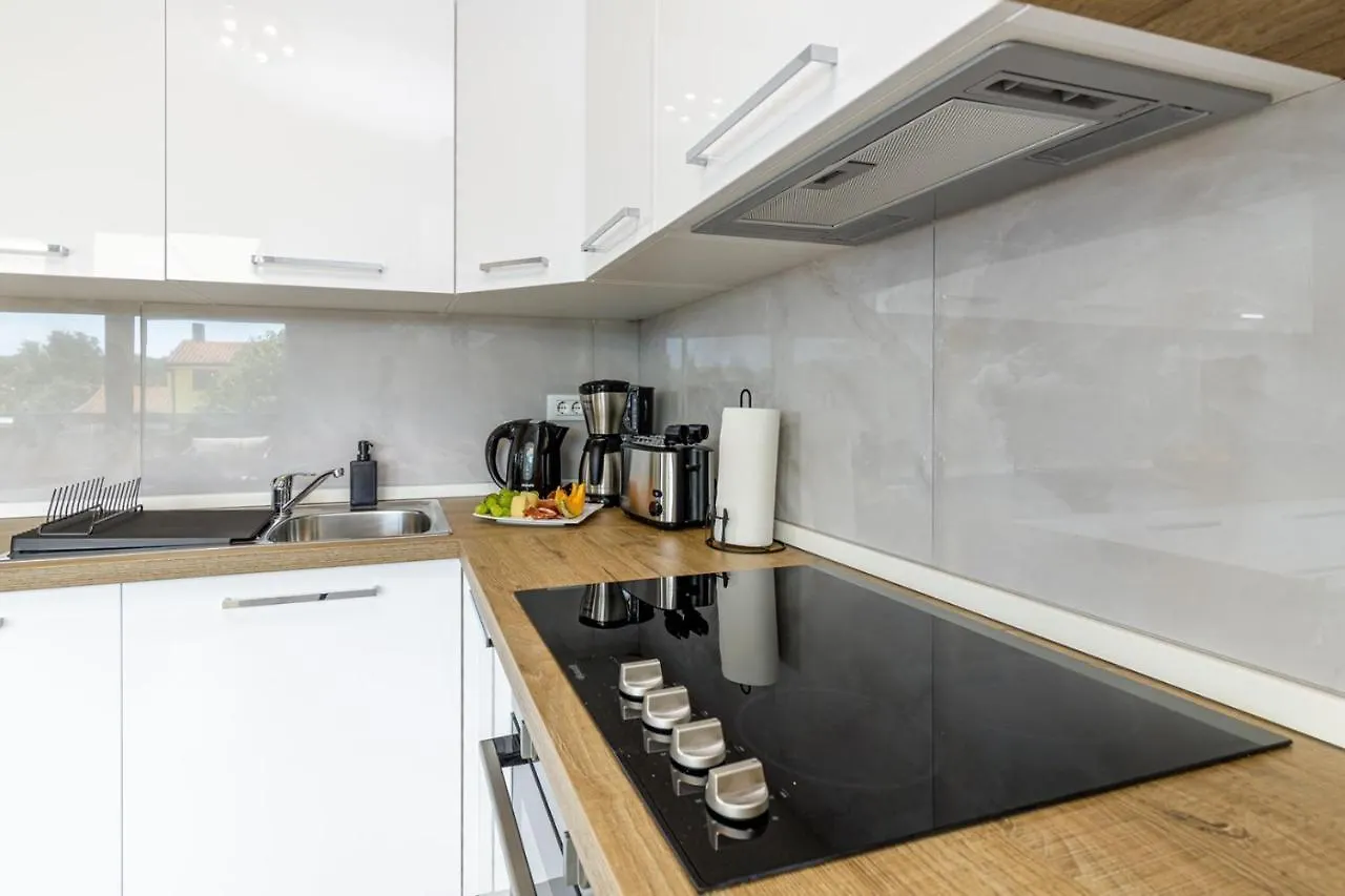 Sabena Apartment With Private Whirlpool Porec 0*,  Croatia