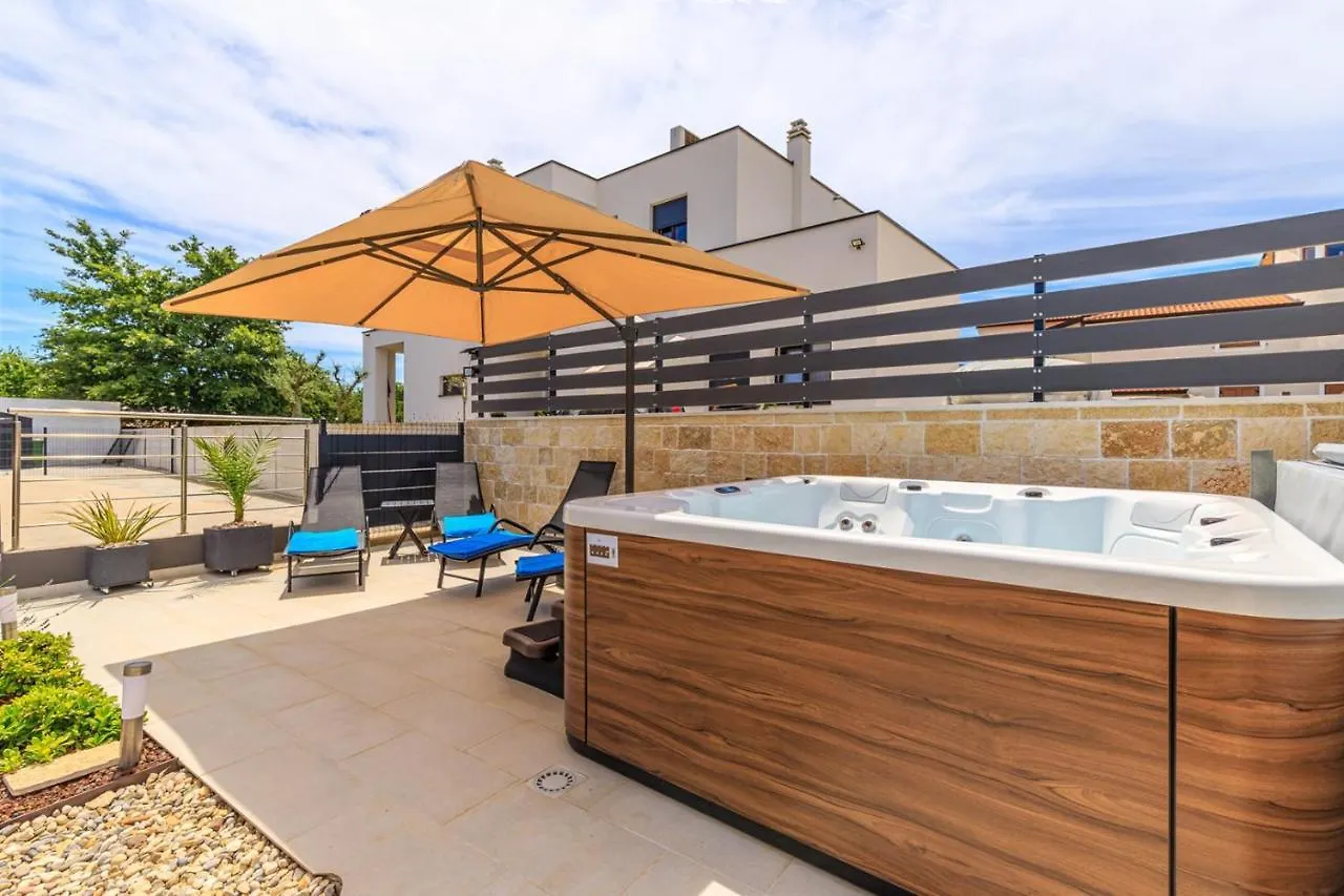 Sabena Apartment With Private Whirlpool Porec 0*,  Croatia